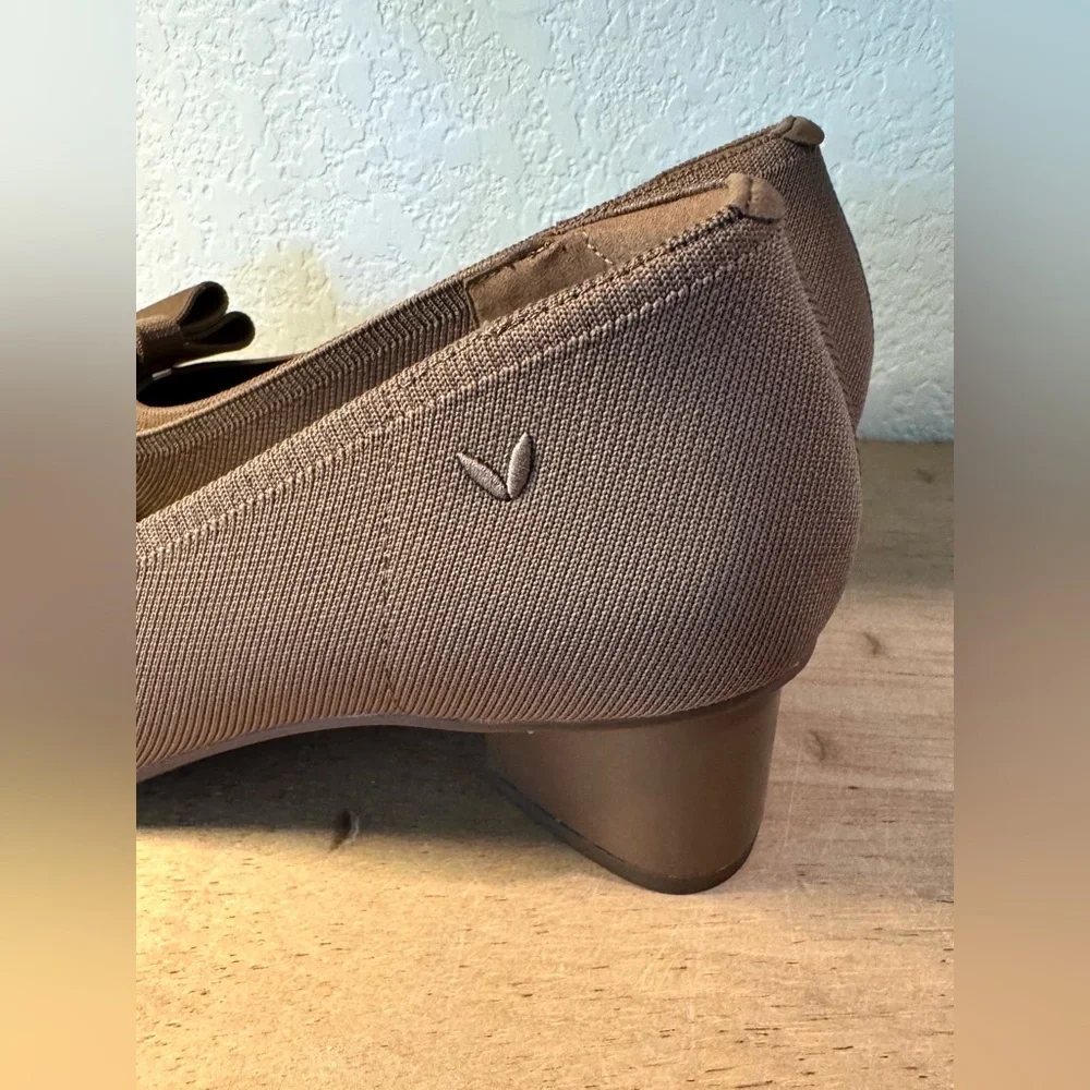 Vivaia NEW Titli Pro Square Point Toe Chunky Block Heels In Espresso Women’s 9.5